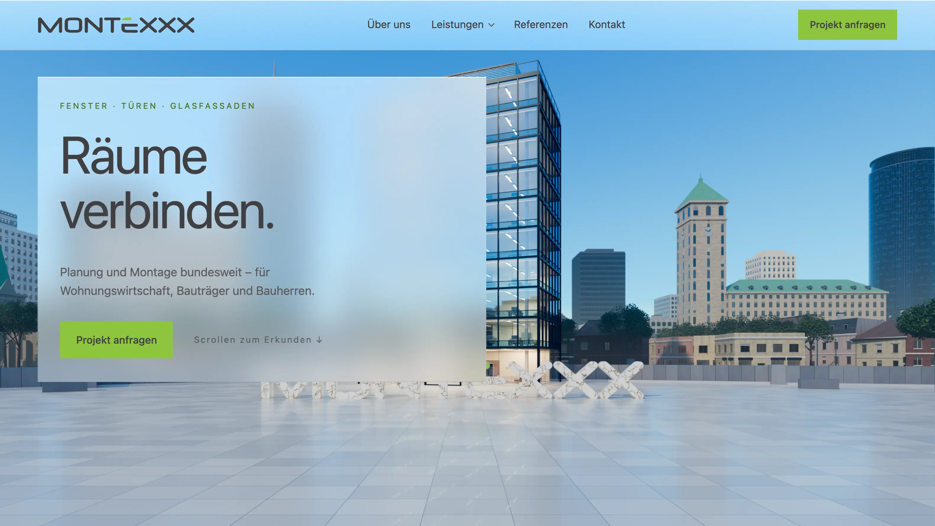 Die Startseite von Montexxx: ein gläsernes Hochhaus über einem hellen Platz mit dem Schriftzug, davor die Überschrift „Räume verbinden.“